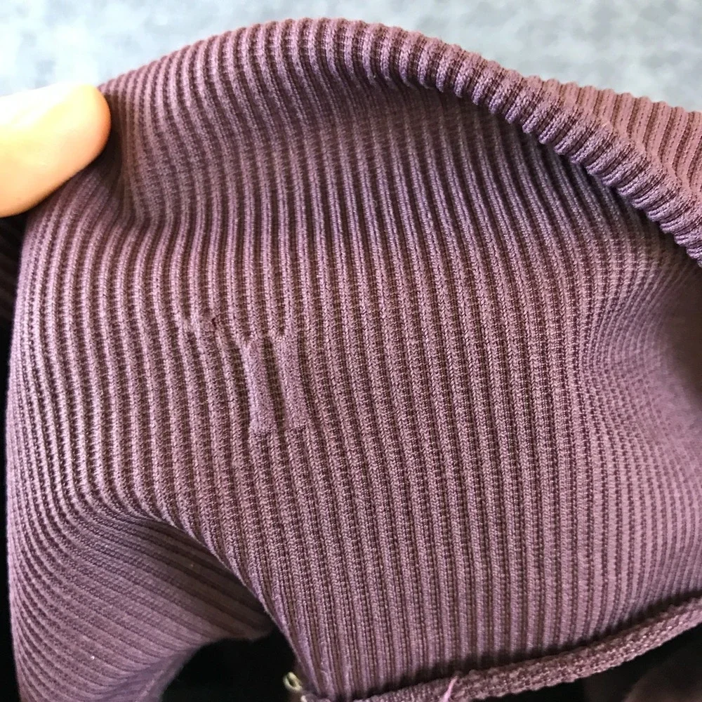 Lululemon Biker Shorts Womens 27x6.5 Mauve Logo Pull On Workouts Performance Gym